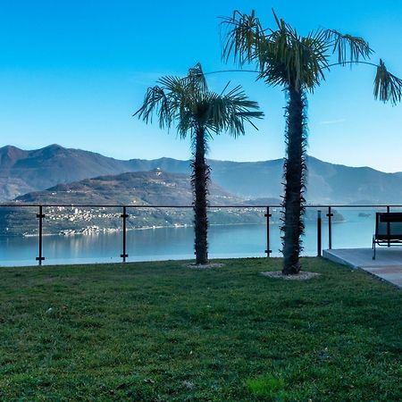 Mia Isola With Lake View, Garden And Swimming Pool Parzanica Eksteriør billede